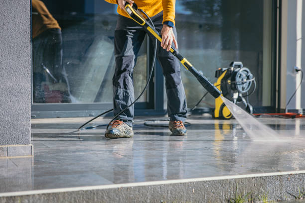 Best Residential Pressure Washing Services  in Cortland, OH